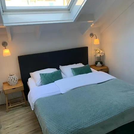 Apartman House *