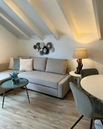 House Apartmán *