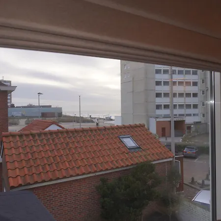 House Apartment *