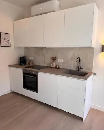 Apartman House *